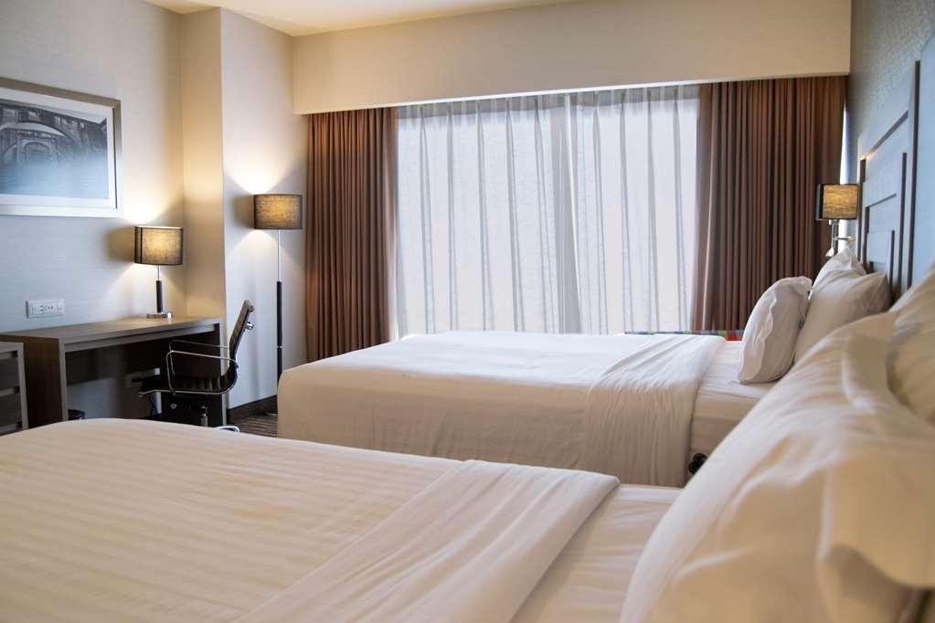 Hilton Garden Inn Leon Poliforum Ruang foto