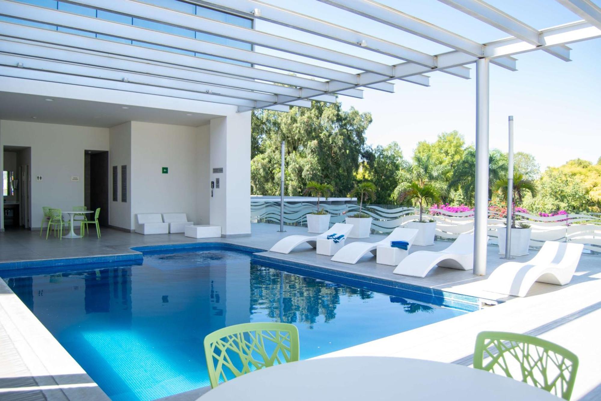 Hilton Garden Inn Leon Poliforum Bagian luar foto
