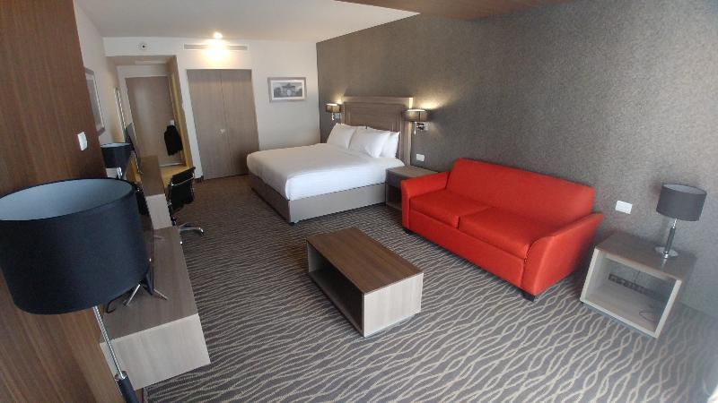 Hilton Garden Inn Leon Poliforum Bagian luar foto